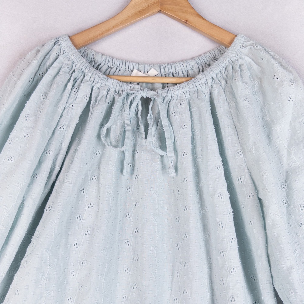 Joie Eyelet Peasant Blouse Sz Medium Light Blue Cotton 3/4 Sleeve Boho Top - Picture 2 of 9